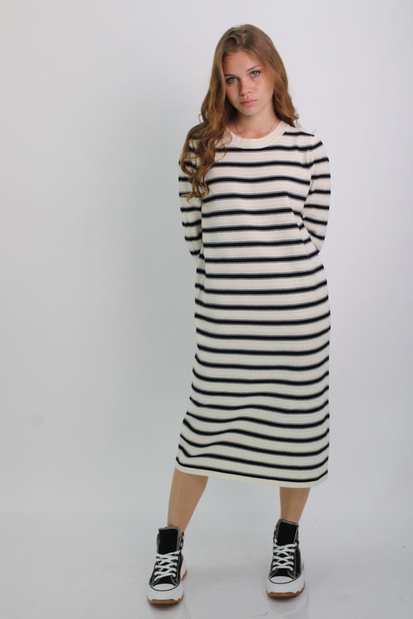 שמלת סריג לואן